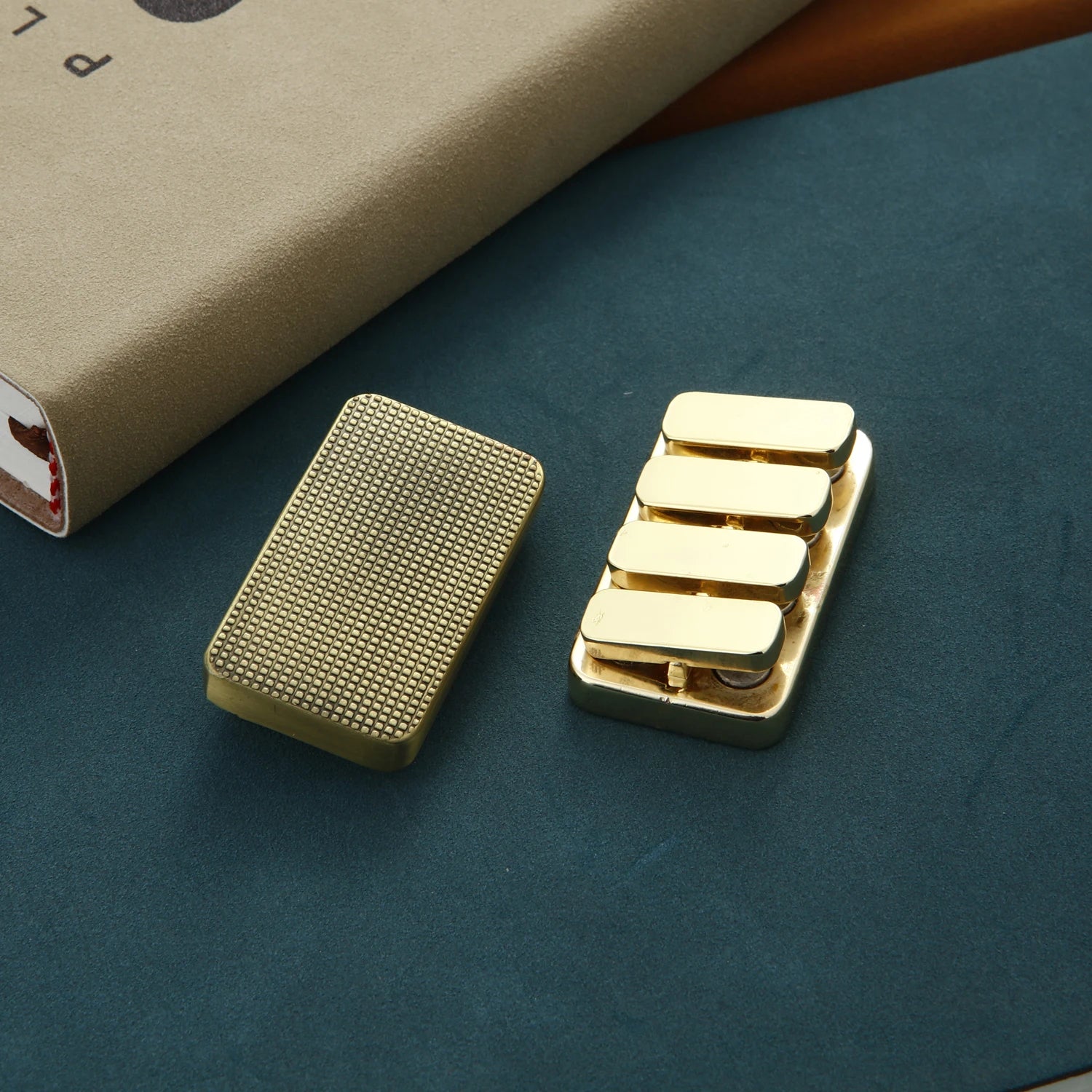 Throne Slider - product view 3